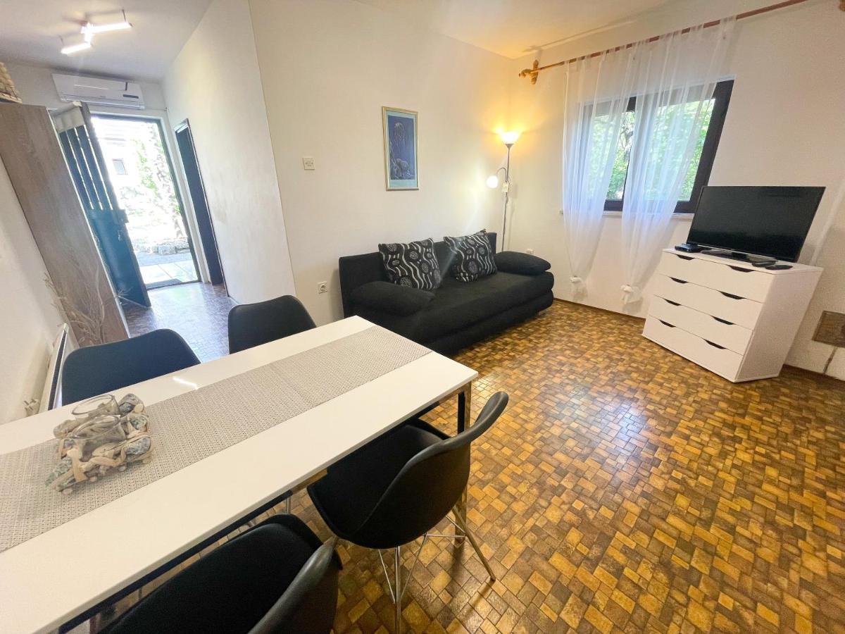 Apartmani Irena Jadranovo Extérieur photo